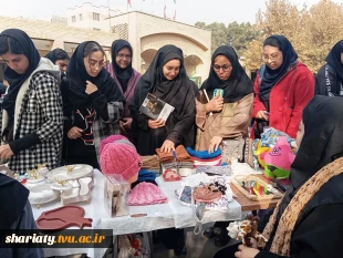 بازدید معاون محترم پژوهش  از بازارچه کارآفرینی  دانشکده  3