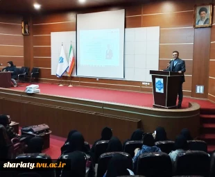 سخنرانی، مؤسس برند تولیکا در جمع دانشجویان طراحی و دوخت دانشکده دختران دکترشریعتی 2