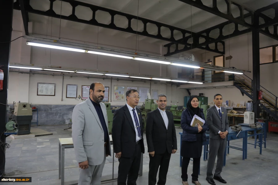 بازدید رئیس کارگروه توسعه مهارت، فناوری‌های کاربردی و نوآوری بریکس از دانشکده ملی‌مهارت دختران دکتر شریعتی 9