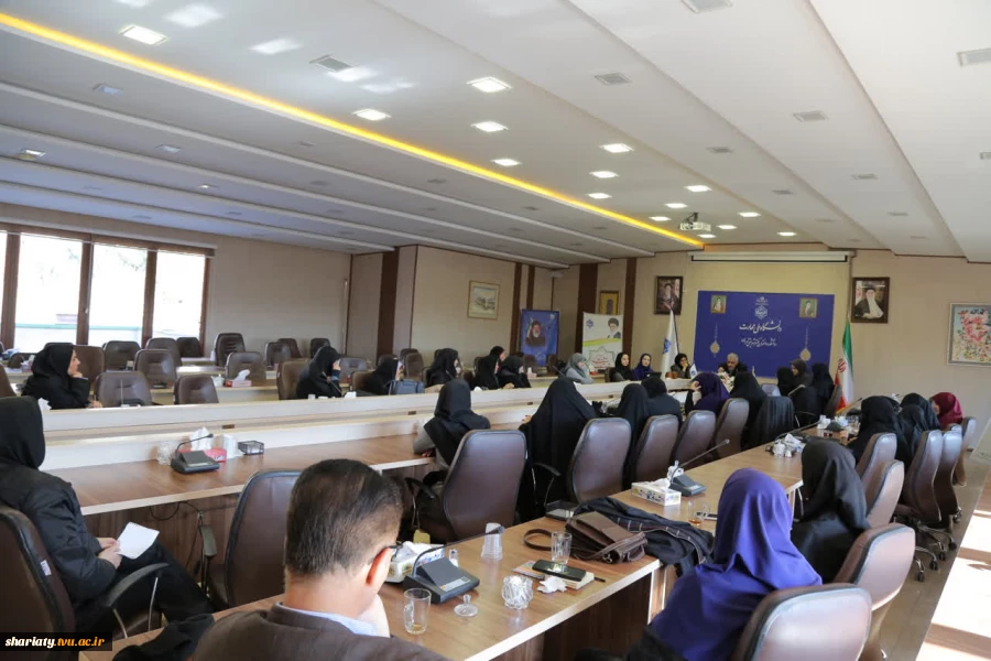 جلسه اعضای هیأت علمی و مدیران گروه‌های آموزشی با حضور دکتر موسویان مدیرکل امور مدرسان و اعضای هیأت علمی دانشگاه ملی مهارت 3