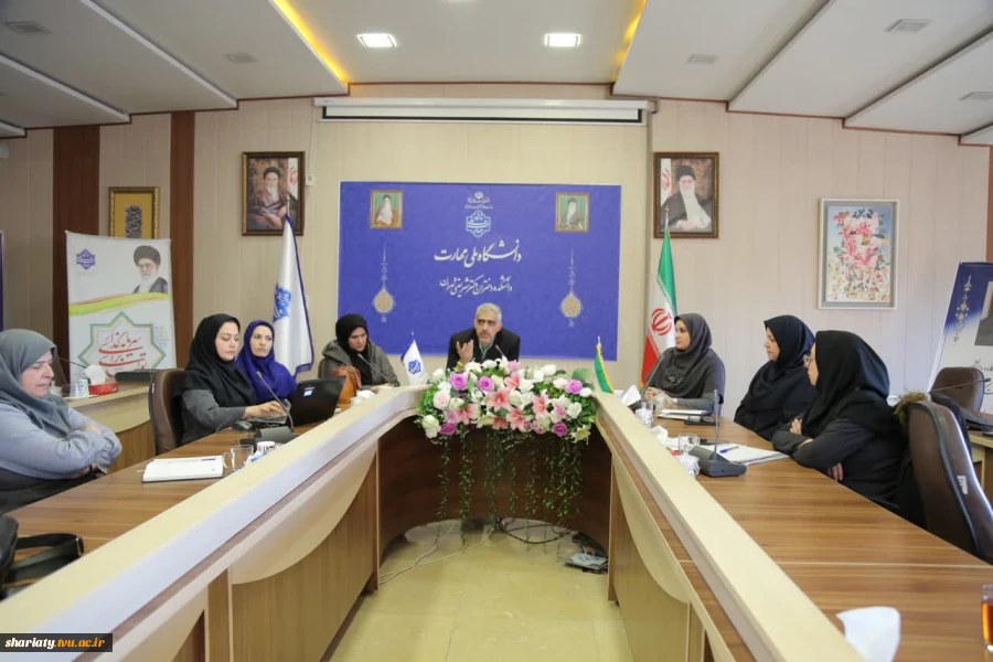 جلسه اعضای هیأت علمی و مدیران گروه‌های آموزشی با حضور دکتر موسویان مدیرکل امور مدرسان و اعضای هیأت علمی دانشگاه ملی مهارت 5