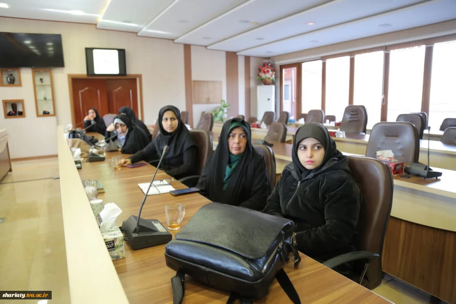 جلسه اعضای هیأت علمی و مدیران گروه‌های آموزشی با حضور دکتر موسویان مدیرکل امور مدرسان و اعضای هیأت علمی دانشگاه ملی مهارت 6