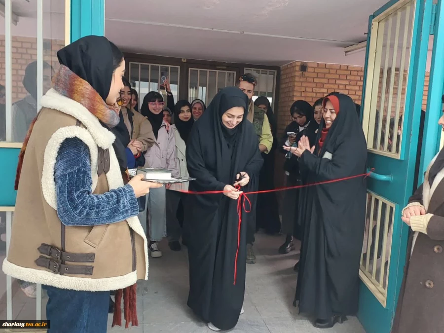 برگزاری نمایشگاه آثار دانشجویان گروه هنر با عنوان آن دیگر 3