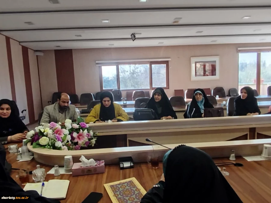 تجلیل از دانشجویان ممتاز شاهد و ایثارگر دانشکده ملی مهارت دکترشریعتی  5