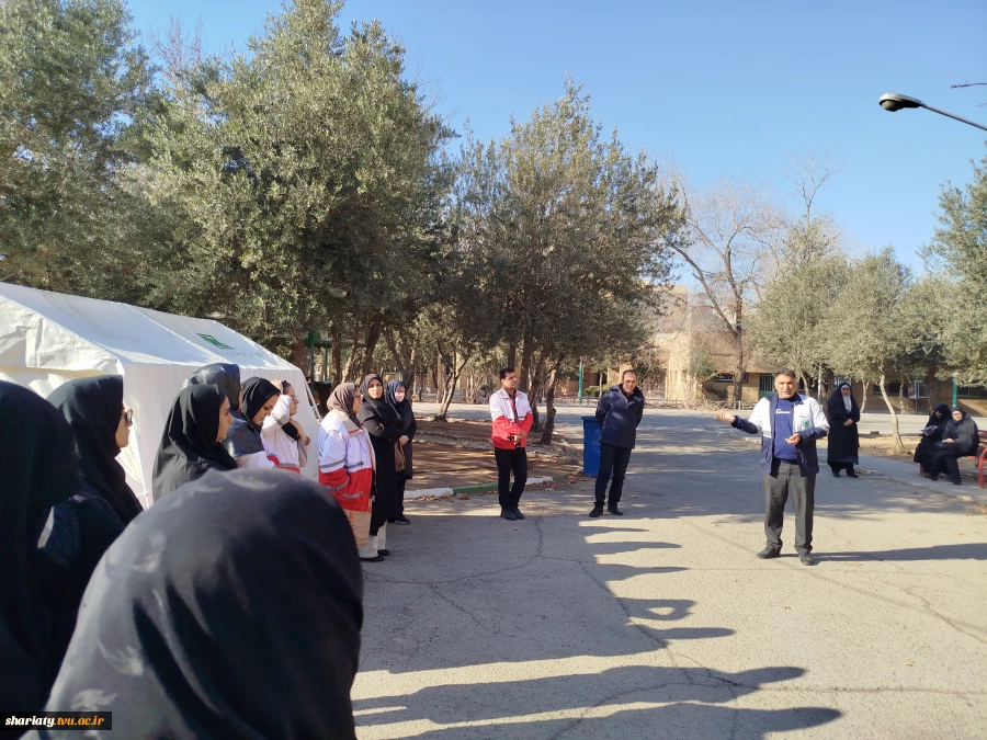 دوره آشنایی و آمادگی در مقابل با مخاطرات زلزله 3