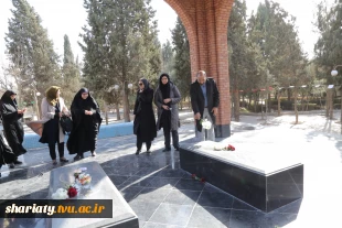 برگزاری آئین غبارروبی و عطرافشانی مزار شهدای خوشنام دانشکده همزمان با فرارسیدن ایام الله دهه فجر 4