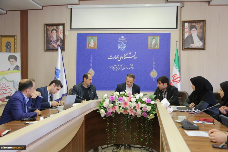 بررسی روند اجرایی فرآیند جذب و گفتگو با متقاضیان 10
