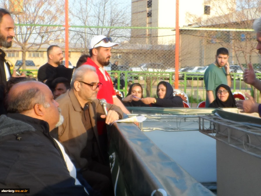 حضور دکتر آقا محمدی عضو مجمع تشخیص مصلحت نظام و مدیر گروه اقتصادی دفتر رهبر معظم انقلاب اسلامی در دانشکده شریعتی همزمان با اختتامیه مسابقات استعدادیابی فوتبال محلات کشور 2