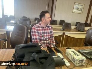 وبینار کشوری با عنوان "آشنایی با روند تست و بهره برداری از پنل و نیروگاههای خورشیدی"  6