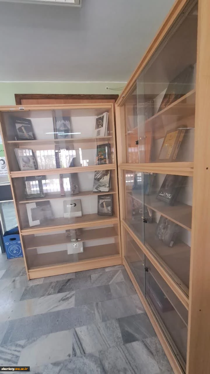 گزارشی از روند فعالیت های کتابخانه ی دانشکده در ایام برگزاری نمایشگاه کتاب  8