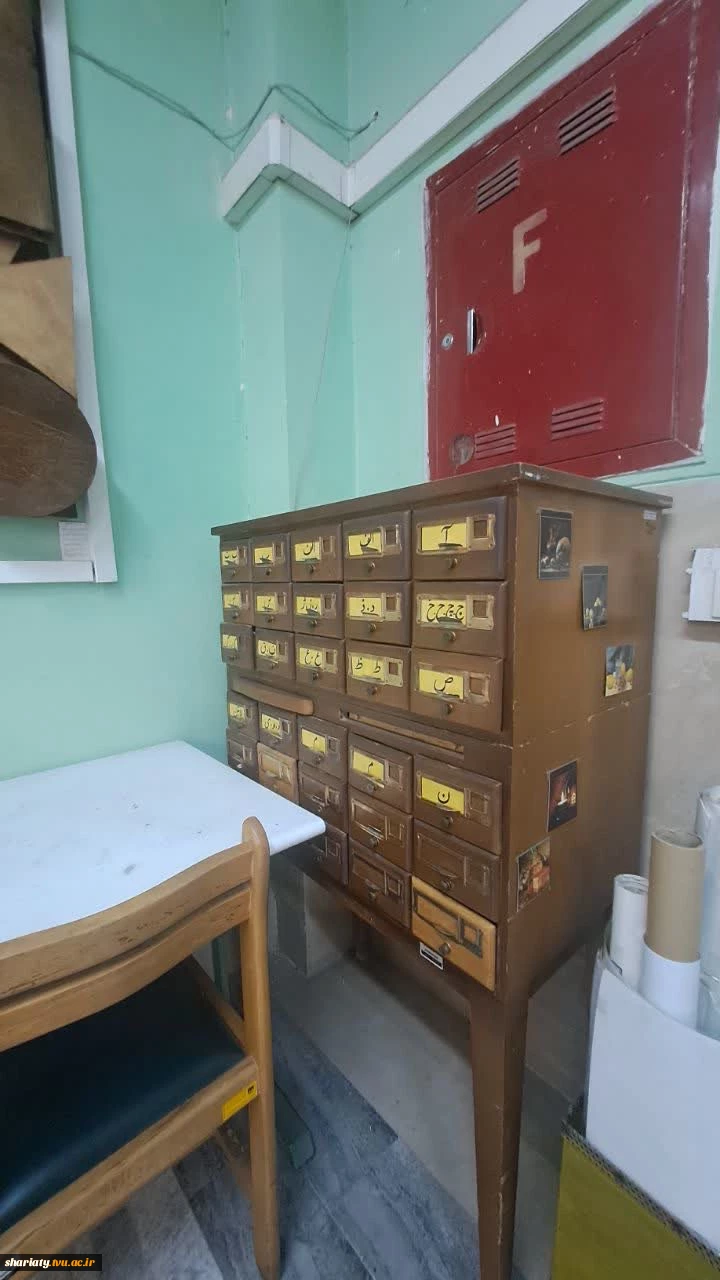 گزارشی از روند فعالیت های کتابخانه ی دانشکده در ایام برگزاری نمایشگاه کتاب  9