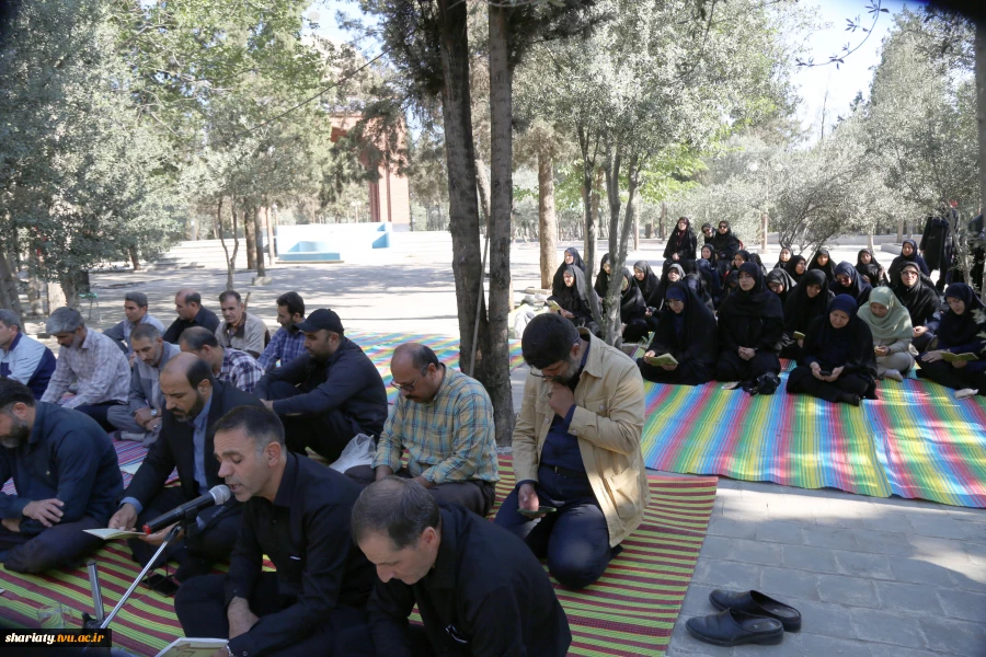 برگزاری مراسم معنوی زیارت عاشورا در جوار مرقد مطهر شهدای خوشنام دانشکده 5