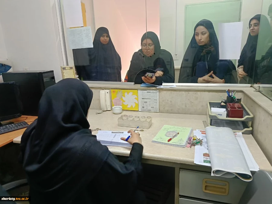 آغاز میزبانی دانشکده شریعتی از کاروان زیارتی دانشگاه ملی مهارت استان فارس جهت حضور در مراسم  وداع با رهبر شهید 11