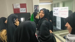میزبانی دانشکده دکتر شریعتی از کاروان‌های زیارتی دانشگاهیان شیراز جهت حضور در مراسم بدرقه و وداع با رهبر شهید امت 8