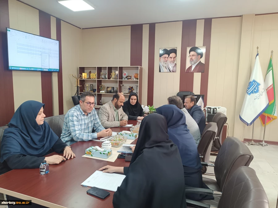 نشست تخصصی ساماندهی و بازنگری در ساختار اداری دانشکده دکتر شریعتی  4